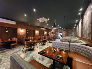 BAR Cozy Corner